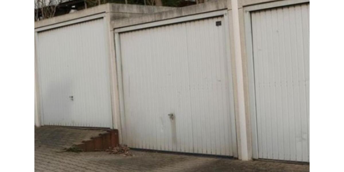 Dachgeschoßwohnung Werdau - 2 Zimmer, 45 m&sup2;, 322&euro; | Angebot:24278890