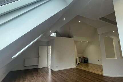 Wohnung Illertissen - 2.5 Zimmer, 100 m&sup2;, 1.050&euro; | Angebot:26630622