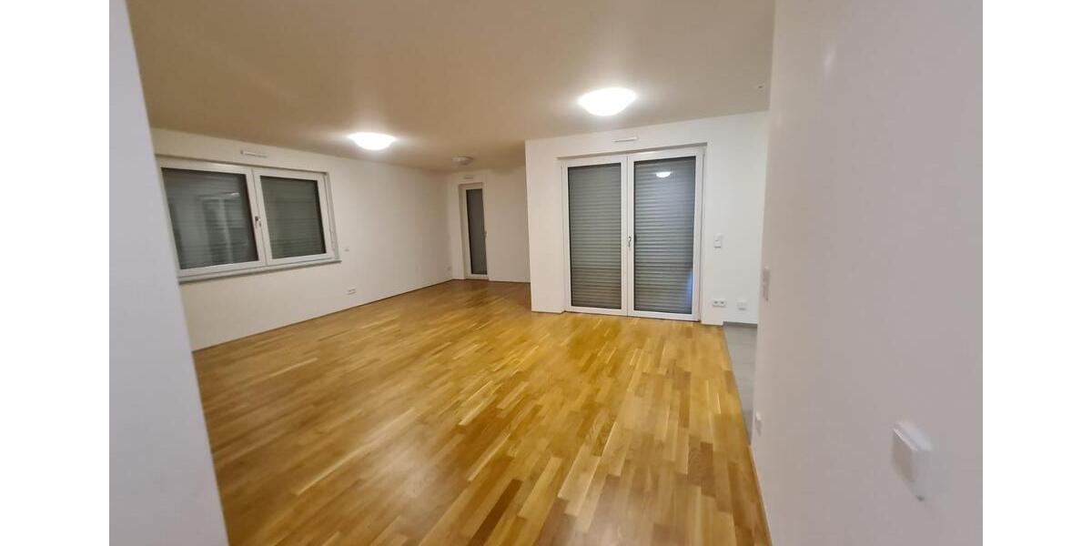 Etagenwohnung Wiesbaden Südost - 3 Zimmer, 95 m&sup2;, 1.700&euro; | Angebot:25233674