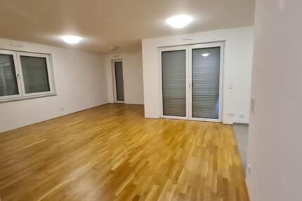 Wohnung Wiesbaden Südost - 3 Zimmer, 95 m&sup2;, 1.700&euro; | Angebot:25233674