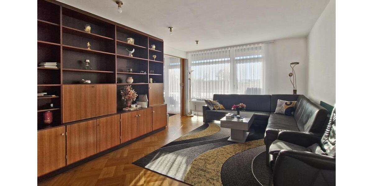 Große 5,5-Zimmer-Wohnung mit fantastischer Aussicht in Bestlage 5 zimmer