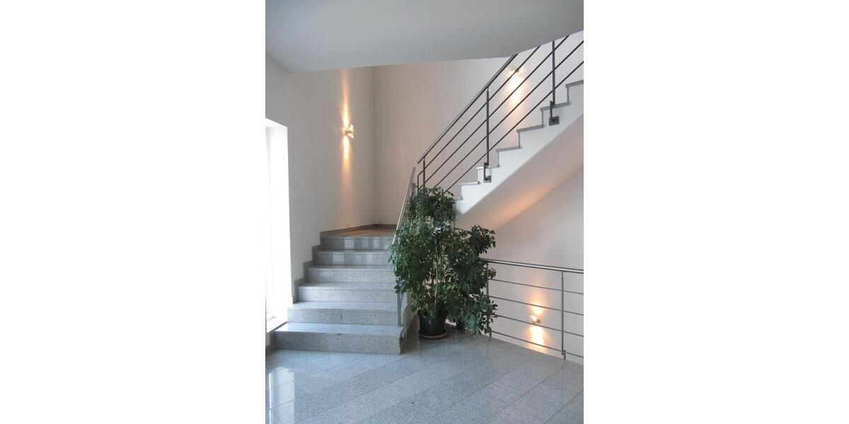 Lager-, Büro- und Werkstattfläche – ab sofort verfügbar zimmer