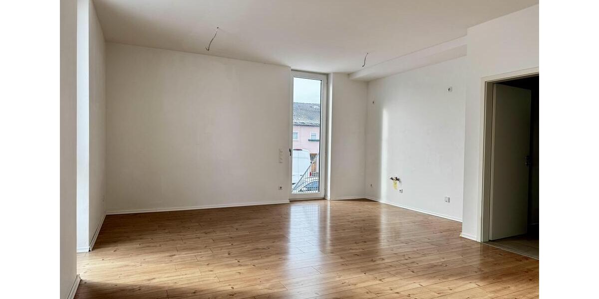 Etagenwohnung Hemau - 3 Zimmer, 90 m&sup2;, 970&euro; | Angebot:25127344