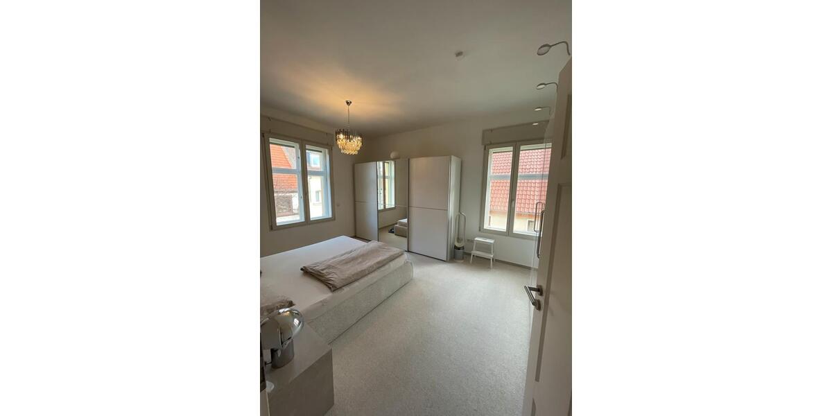 Etagenwohnung Barleben - 4 Zimmer, 121 m&sup2;, 1.300&euro; | Angebot:25832964