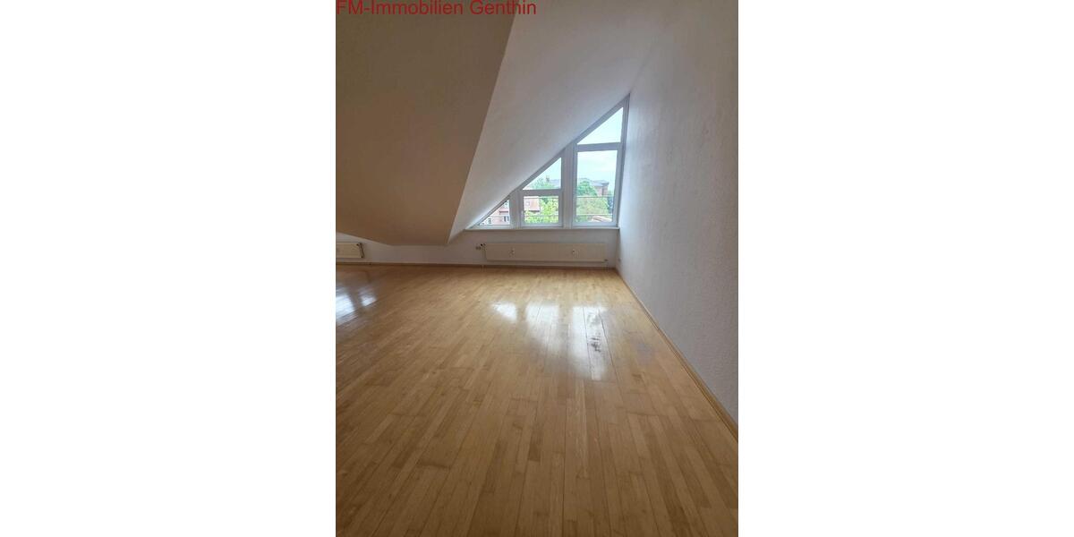 Dachgeschoßwohnung Genthin - 1 Zimmer, 50 m&sup2;, 350&euro; | Angebot:26487351