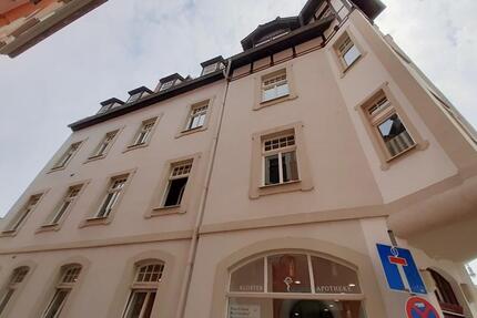 Gut geschnittene Praxisfläche in Altstadtlage – 2. OG mit Aufzug – Mieterwünsche willkommen zimmer