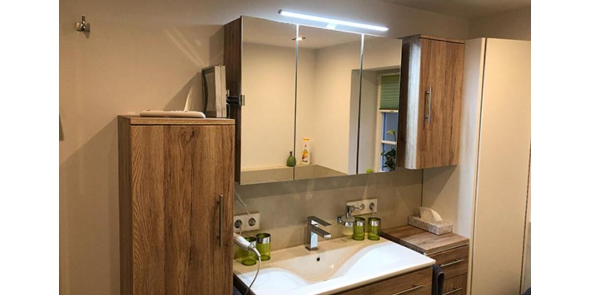 Einfamilienhaus Dinkelsbühl - 3.5 Zimmer, 98 m&sup2;, 1.500&euro; | Angebot:24600792