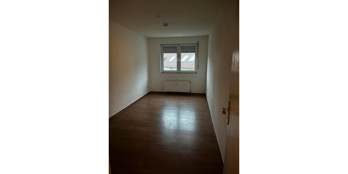 Etagenwohnung Sandersdorf-Brehna Brehna - 4 Zimmer, 91 m&sup2;, 960&euro; | Angebot:24658614