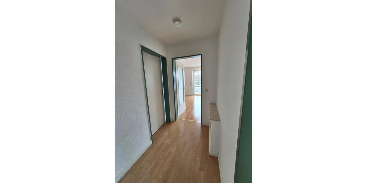 Dachgeschoßwohnung Lemgo - 3 Zimmer, 62 m&sup2;, 301&euro; | Angebot:24859535