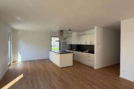 Wohnung Euskirchen-Kessenich Kessenich - 4 Zimmer, 181 m&sup2;, 1.940&euro; | Angebot:27419836
