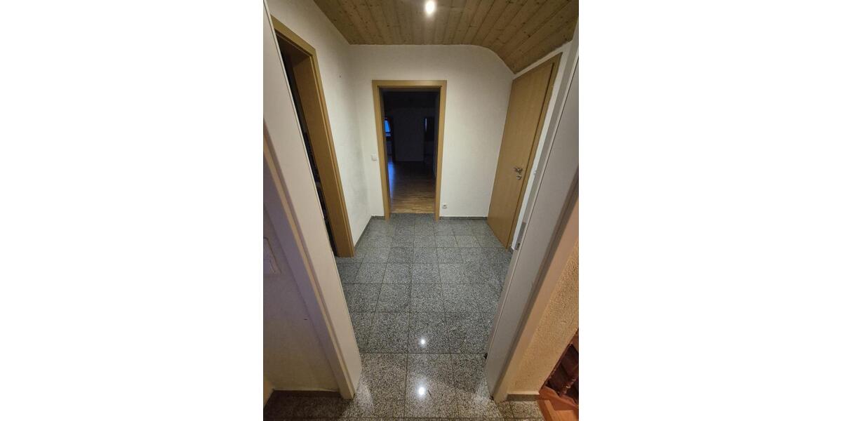 Dachgeschoßwohnung Inzigkofen - 4 Zimmer, 80 m&sup2;, 900&euro; | Angebot:26546742