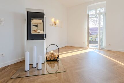 Traumwohnung mit Balkon, Kamin und Einbauküche in Naunhof - Wohnung Naunhof | Angebot:26786206