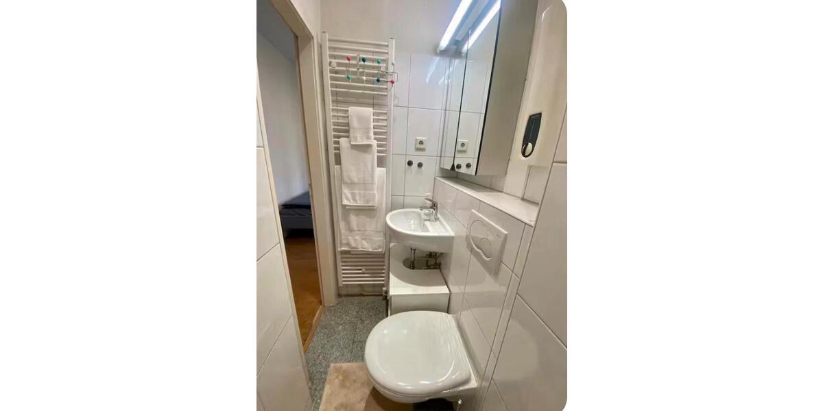 Wohnen auf Zeit Düsseldorf Pempelfort - 1 Zimmer, 20 m&sup2;, 600&euro; | Angebot:26230467