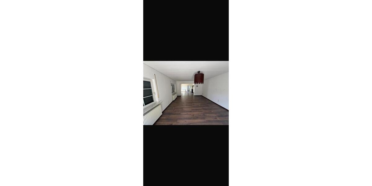 Etagenwohnung Einbeck - 3 Zimmer, 105 m&sup2;, 800&euro; | Angebot:26338140