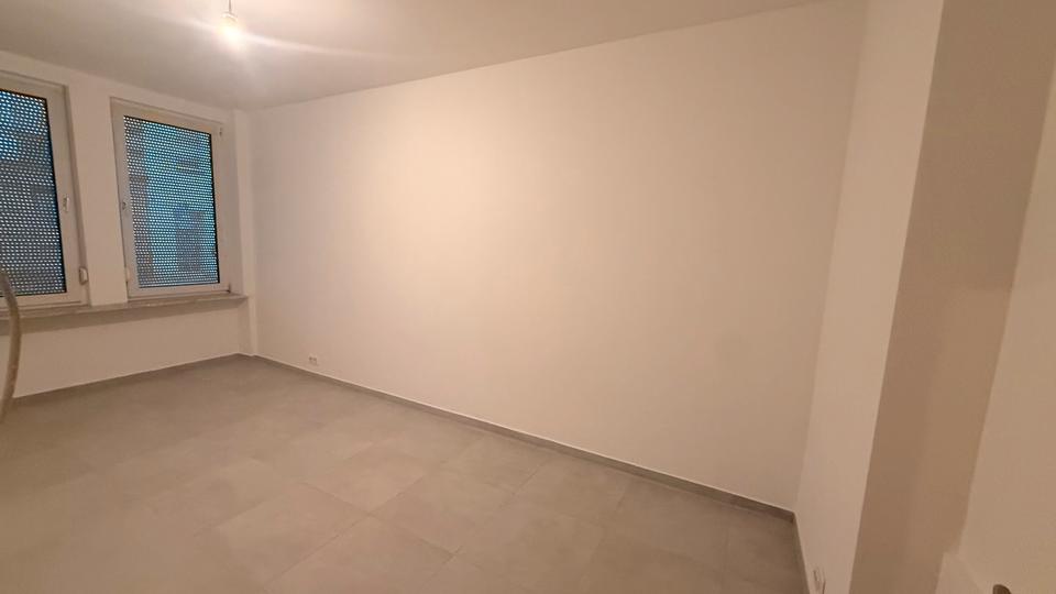 Erdgeschoßwohnung Völklingen - 2 Zimmer, 80 m&sup2;, 650&euro; | Angebot:25048106
