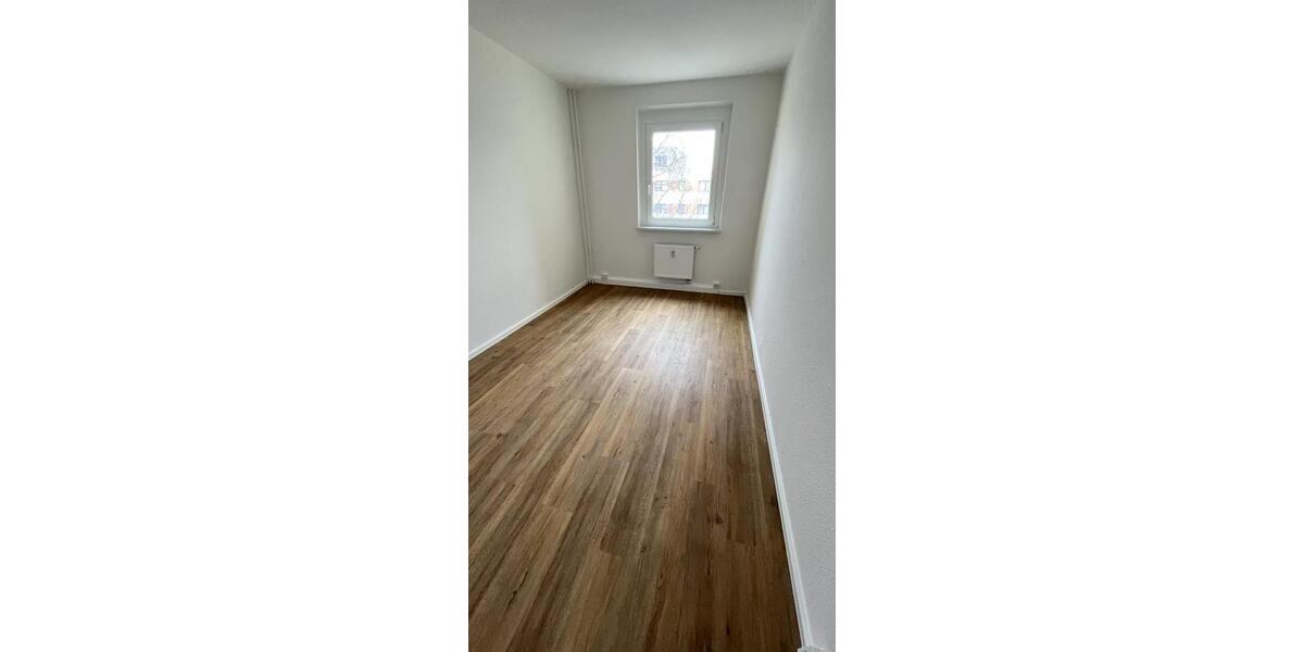 Etagenwohnung Grimma - 3 Zimmer, 62 m&sup2;, 400&euro; | Angebot:25110344