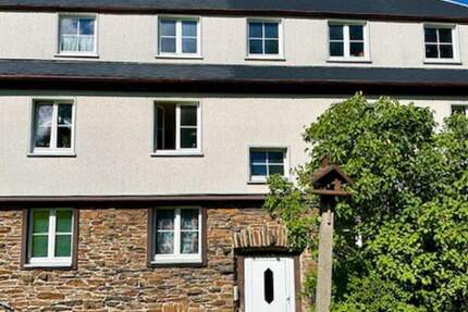 Wohnung Schlettau - 3 Zimmer, 50 m&sup2;, 290&euro; | Angebot:25744616