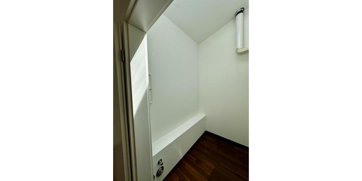 Dachgeschoßwohnung München Allach-Untermenzing - 2 Zimmer, 64 m&sup2;, 1.588&euro; | Angebot:26697949