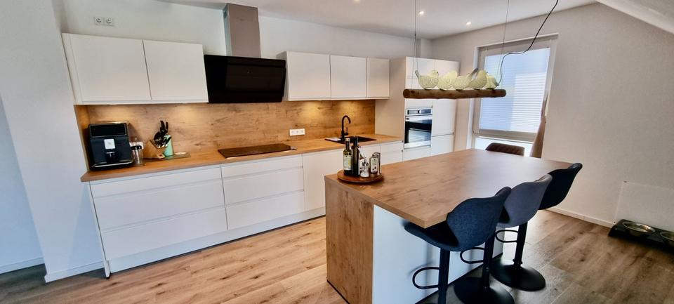 Dachgeschoßwohnung Paderborn Elsen - 4 Zimmer, 134 m&sup2;, 1.600&euro; | Angebot:25933364