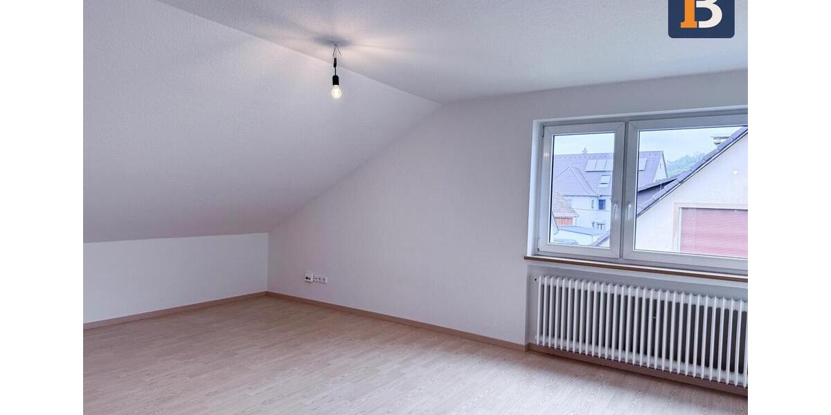 Dachgeschoßwohnung Bad Bellingen - 4 Zimmer, 76 m&sup2;, 800&euro; | Angebot:26263041