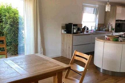 Haus Wolfsburg Detmerode - 7 Zimmer, 200 m&sup2;, 1.990&euro; | Angebot:25372275