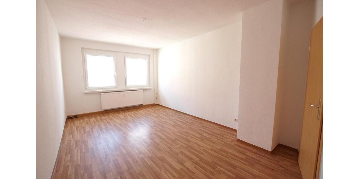 Etagenwohnung Pößneck - 4 Zimmer, 75 m&sup2;, 510&euro; | Angebot:26249699
