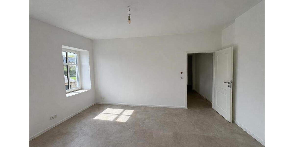 Etagenwohnung Rüdersdorf bei Berlin - 3 Zimmer, 95 m&sup2;, 1.500&euro; | Angebot:26677797