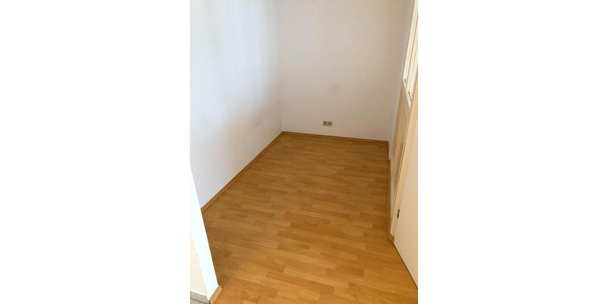 Etagenwohnung Neuss Augustinusviertel - 2.5 Zimmer, 51 m&sup2;, 950&euro; | Angebot:26647323