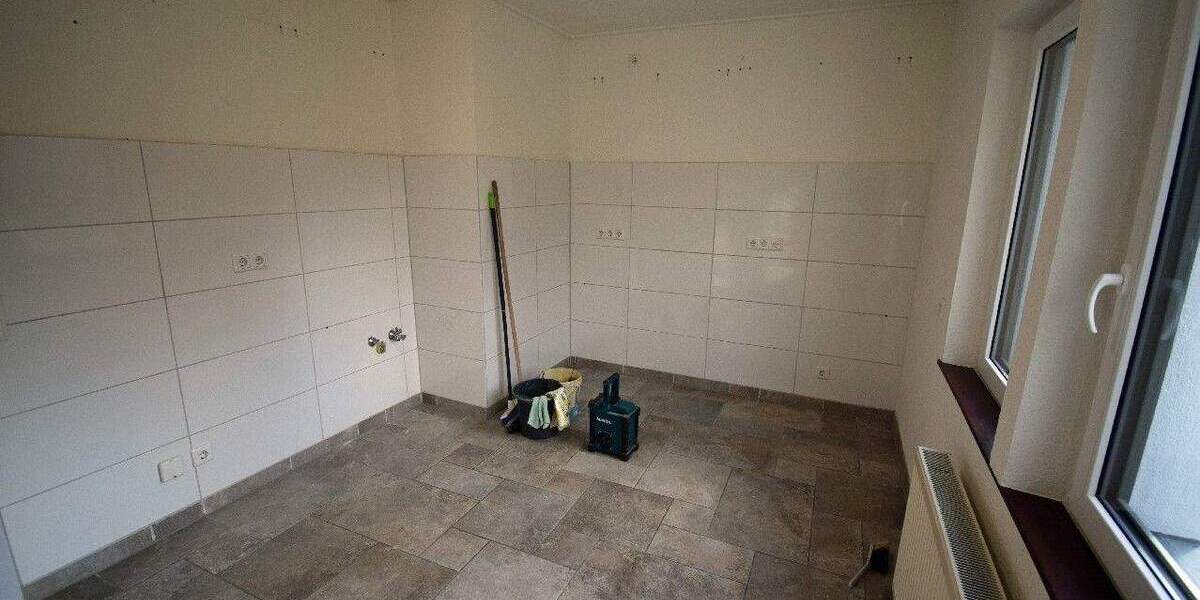 Helles, großzügiges Familienhaus mit großem Garten in attraktiver Wohnlage von 41334 Nettetal 8 zimmer