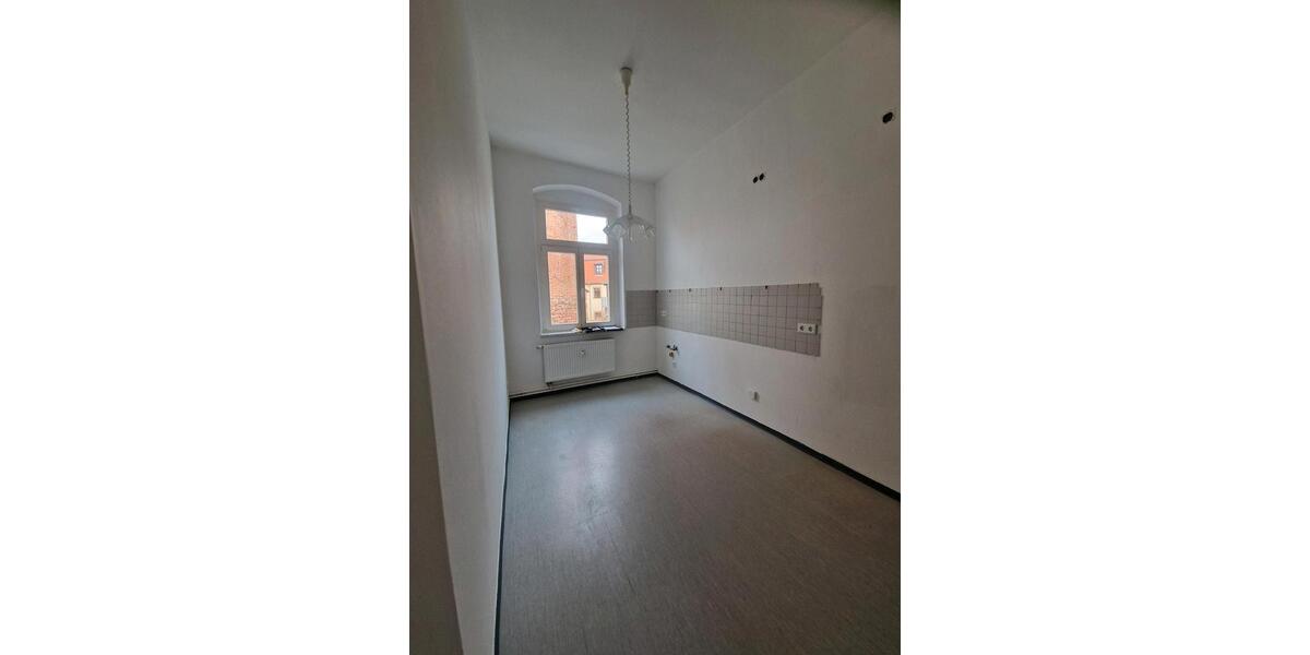 Etagenwohnung Leisnig - 3 Zimmer, 75 m&sup2;, 540&euro; | Angebot:25908680