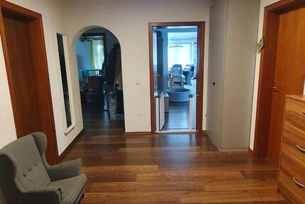 Wohnung Bühl - 5 Zimmer, 125 m&sup2;, 1.200&euro; | Angebot:25083224