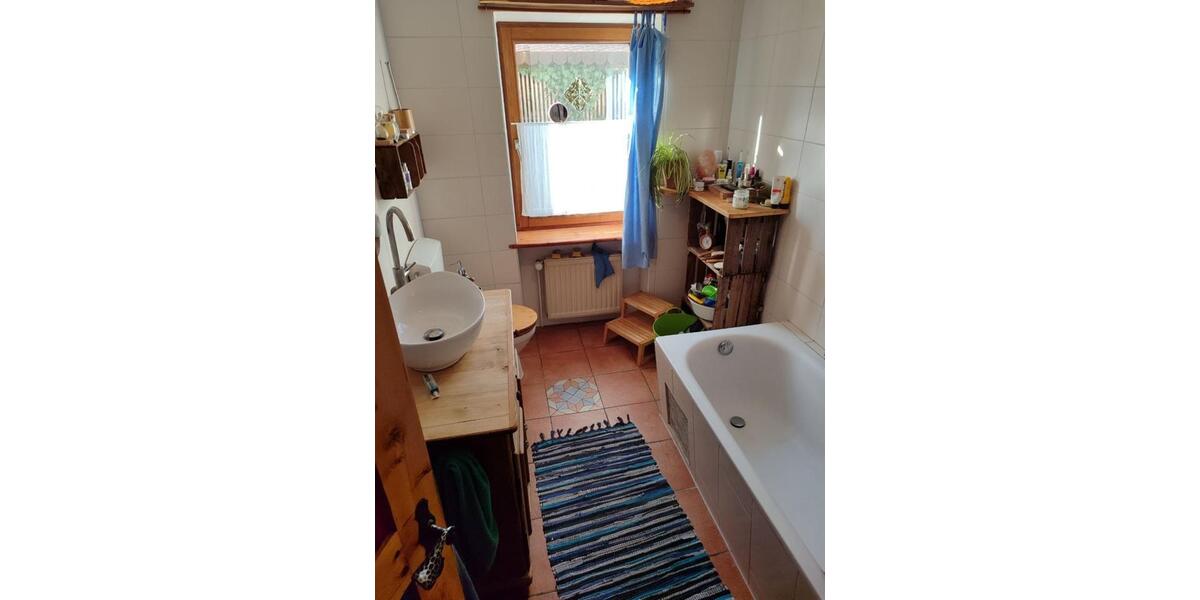 Erdgeschoßwohnung Kinsau - 3 Zimmer, 125 m&sup2;, 1.300&euro; | Angebot:25022801