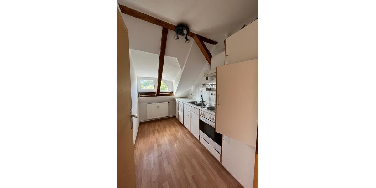 Dachgeschoßwohnung Schwalmstadt - 3 Zimmer, 70 m&sup2;, 590&euro; | Angebot:25869047
