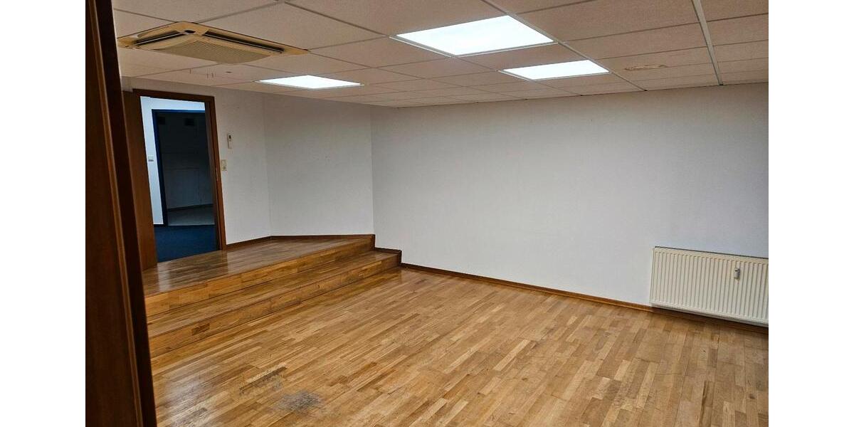 Gewerbeobjekt Salzkotten - 1.850&euro; | Angebot:24356017