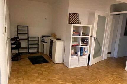 WG-Zimmer ab sofort zu vermieten, voll möbliert, 595 Euro warm 3 zimmer