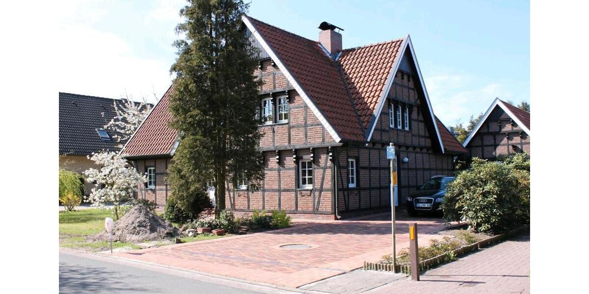 Einfamilienhaus Hatten - 6 Zimmer, 139 m&sup2;, 1.380&euro; | Angebot:25230759