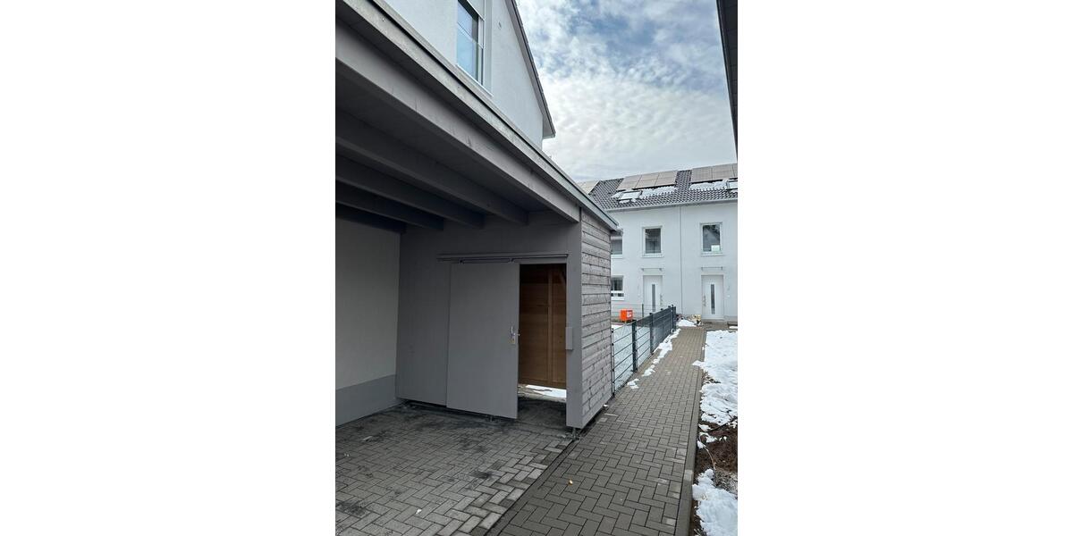 Doppelhaushälfte Groß-Gerau Gerau - 6 Zimmer, 136 m&sup2;, 2.100&euro; | Angebot:24768044