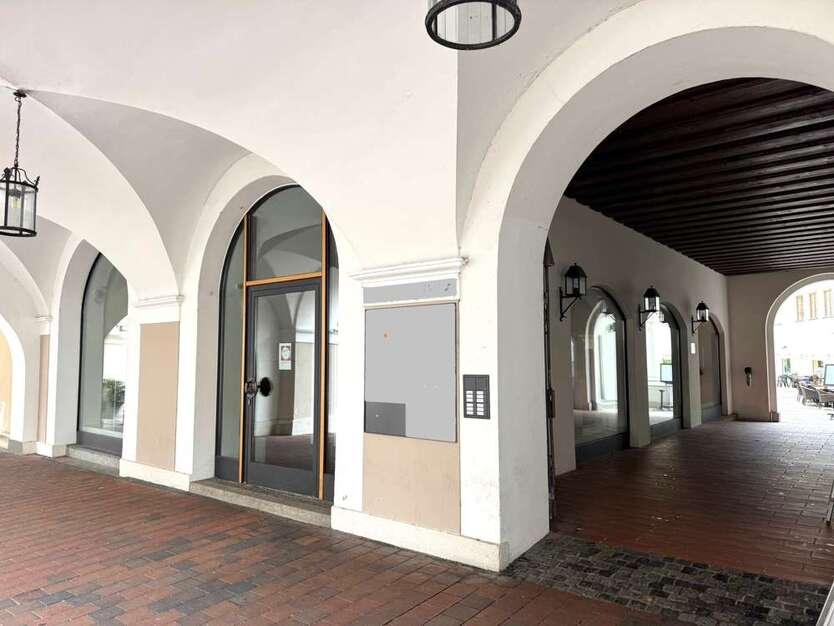 Einzelhandel in Landshut 4.500 € 145 m²