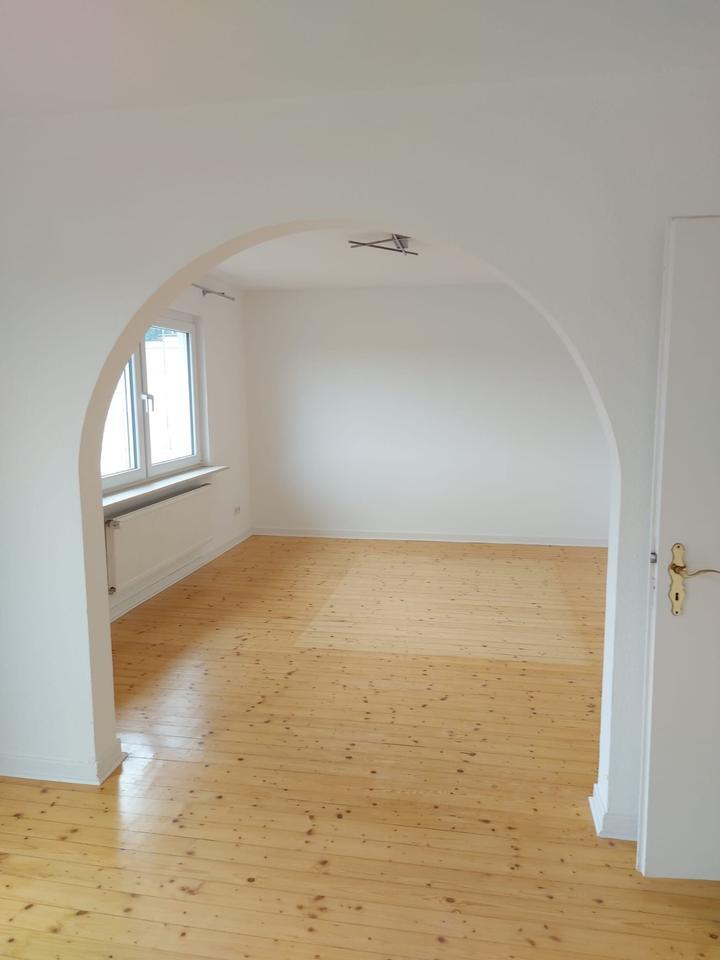 1-Fam.-Haus mit großem Garten...