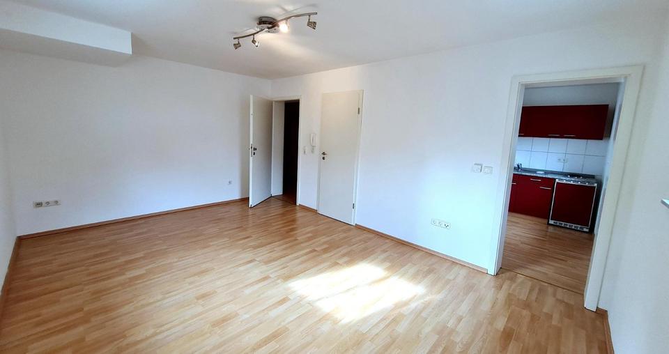 Etagenwohnung Roding - 1 Zimmer, 30 m&sup2;, 295&euro; | Angebot:25852514