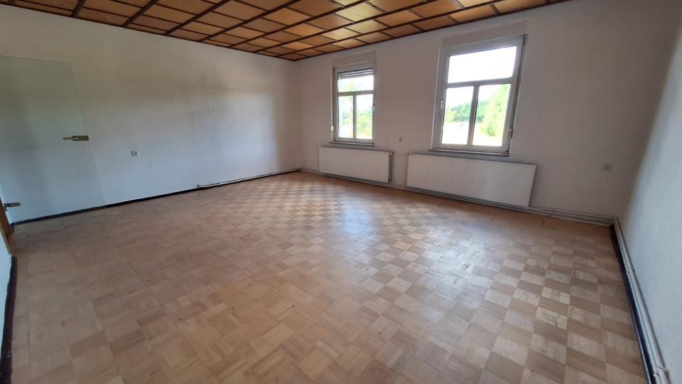 Etagenwohnung Kuhfelde - 3 Zimmer, 100 m&sup2;, 490&euro; | Angebot:23660038