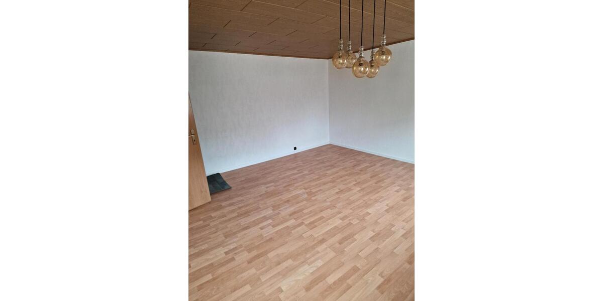 Etagenwohnung Gefrees Böseneck - 2 Zimmer, 64 m&sup2;, 690&euro; | Angebot:26152276