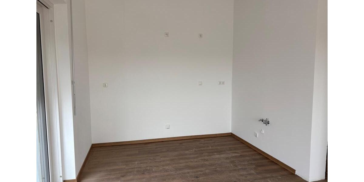 Etagenwohnung Aiterhofen - 2 Zimmer, 71 m&sup2;, 840&euro; | Angebot:25887612