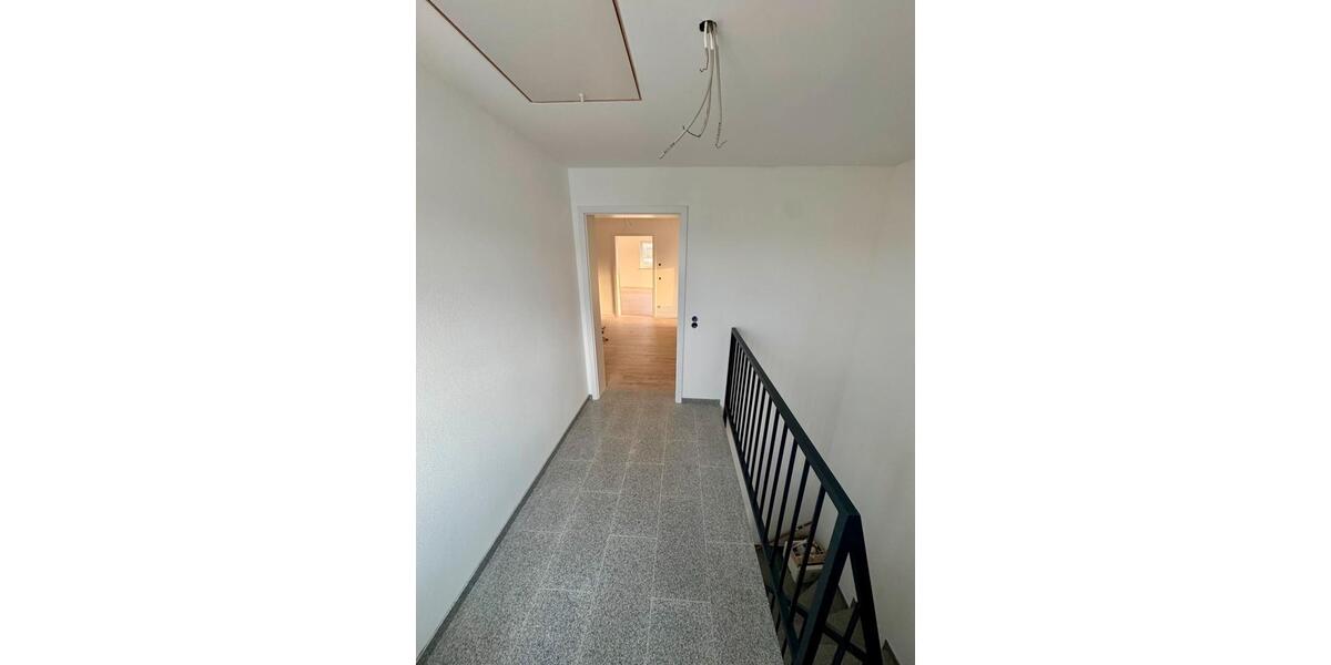 Dachgeschoßwohnung Lindau (Bodensee) - 4 Zimmer, 112 m&sup2;, 1.456&euro; | Angebot:25793624