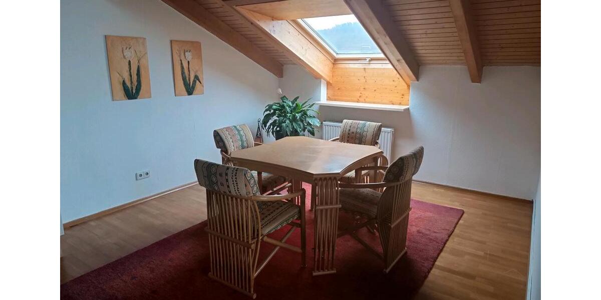 Etagenwohnung Oberstenfeld - 2 Zimmer, 80 m&sup2;, 1.200&euro; | Angebot:24651574
