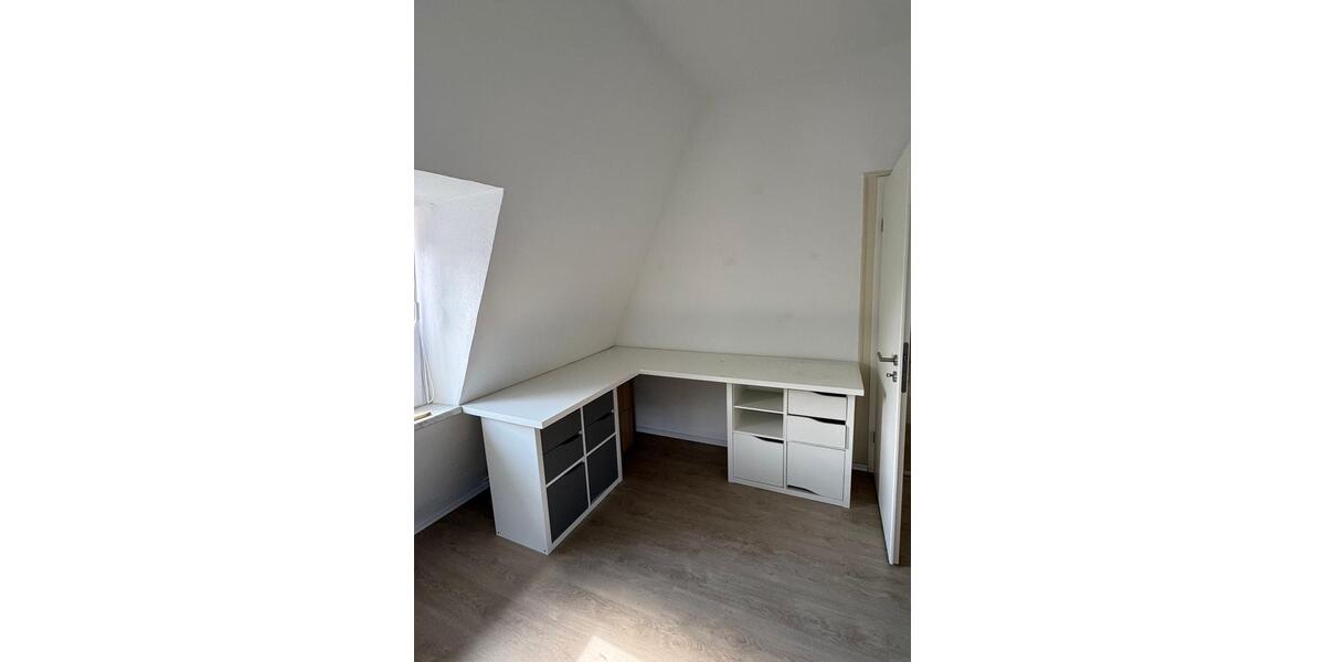 Dachgeschoßwohnung Roßleben-Wiehe Wiehe - 5 Zimmer, 93 m&sup2;, 650&euro; | Angebot:26523177