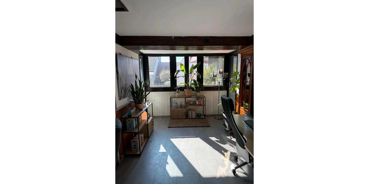 Etagenwohnung Kleinwallstadt - 2.5 Zimmer, 130 m&sup2;, 1.040&euro; | Angebot:25812654