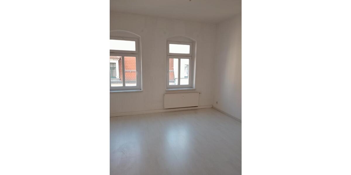 Etagenwohnung Radebeul - 4 Zimmer, 122 m&sup2;, 1.400&euro; | Angebot:26335119