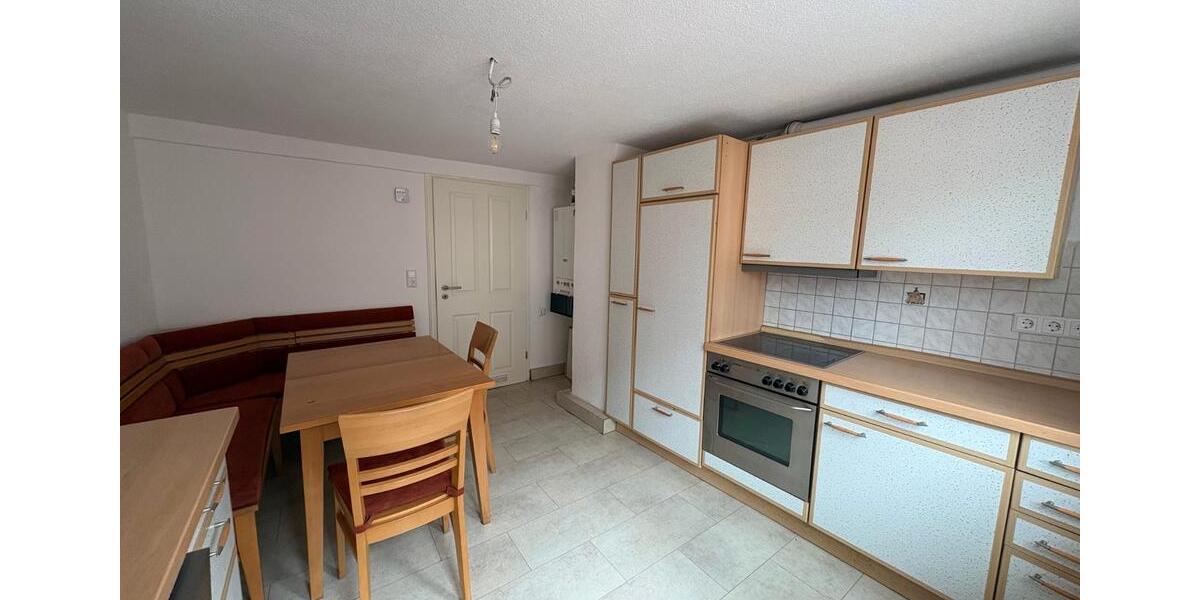Etagenwohnung Dinkelsbühl - 4 Zimmer, 93 m&sup2;, 1.120&euro; | Angebot:26677246