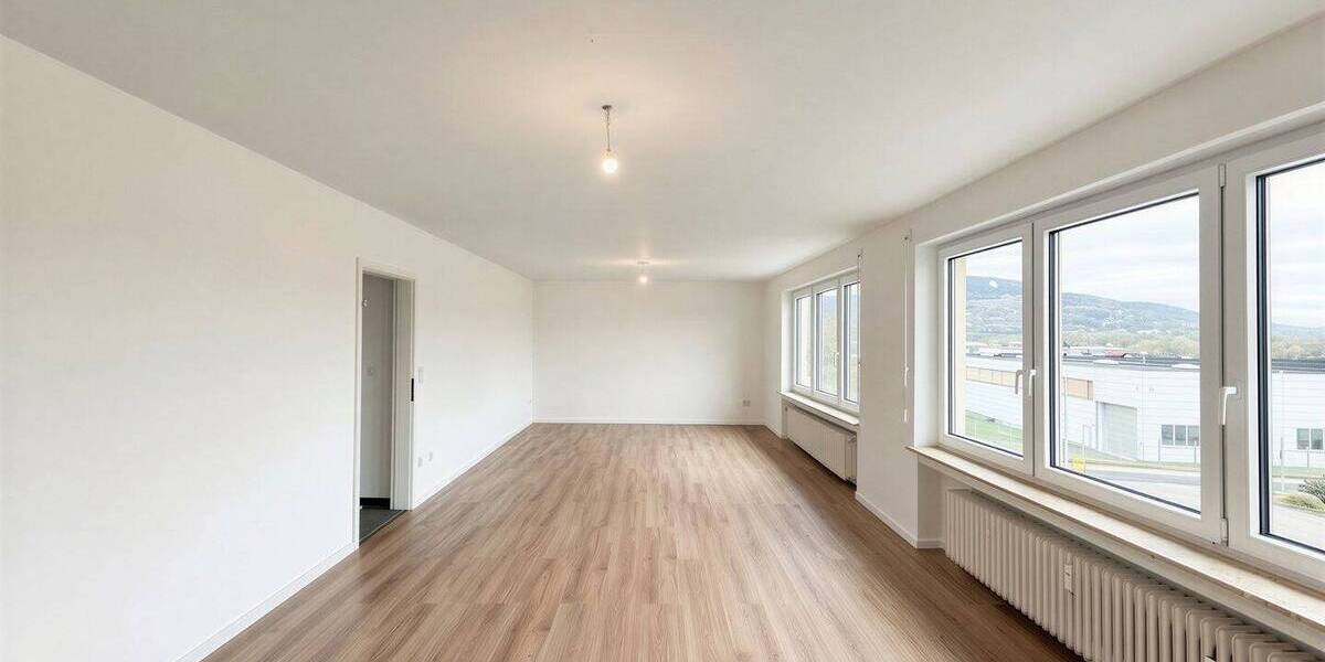 Etagenwohnung Großheubach - 3 Zimmer, 100 m&sup2;, 890&euro; | Angebot:26142148